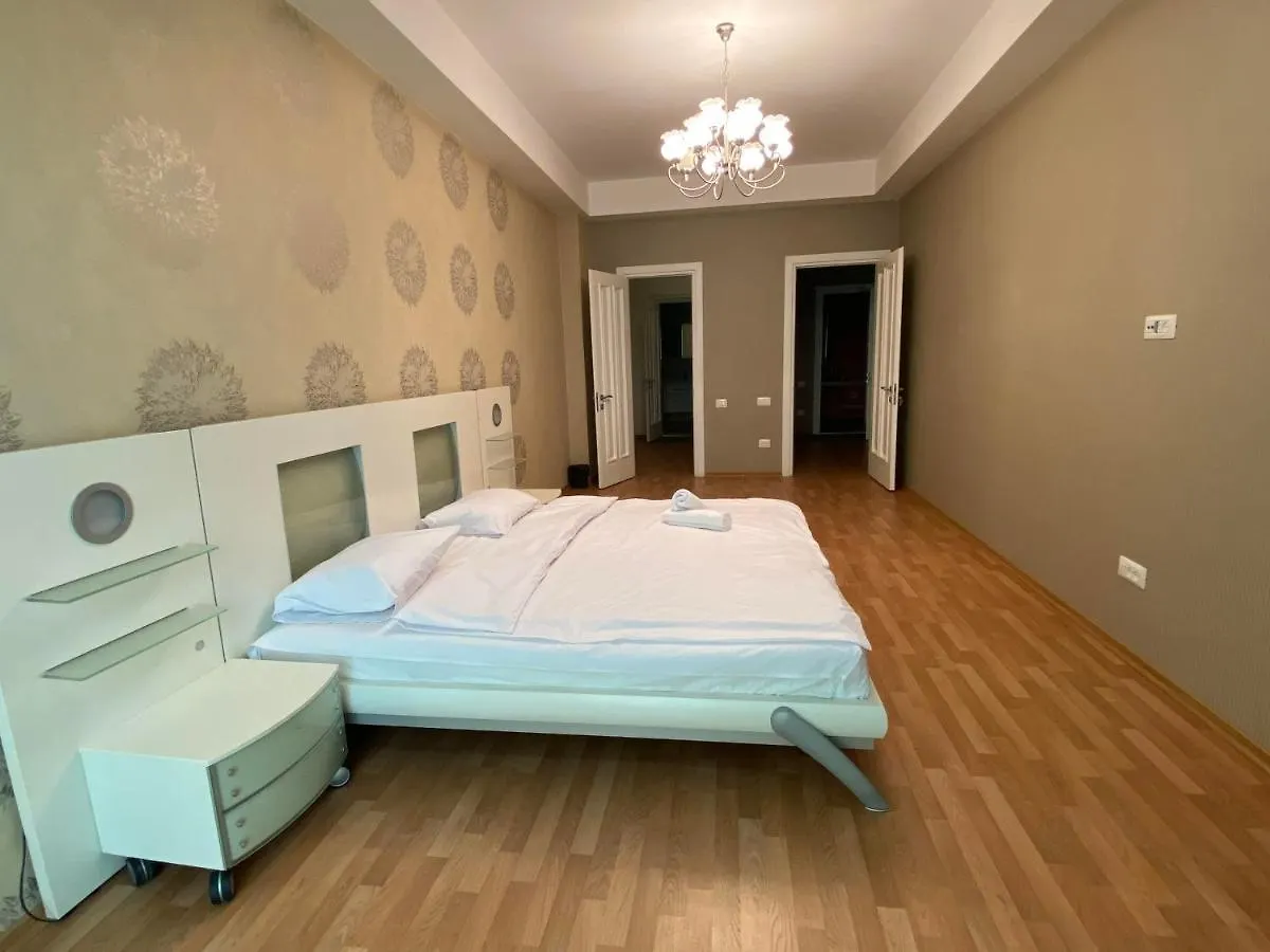 Modern City Center Apartments バクー